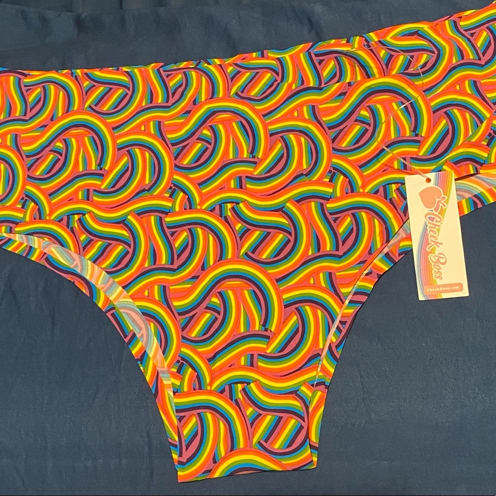 Never been worn size 2x Cheek boss panties. Smoke free home